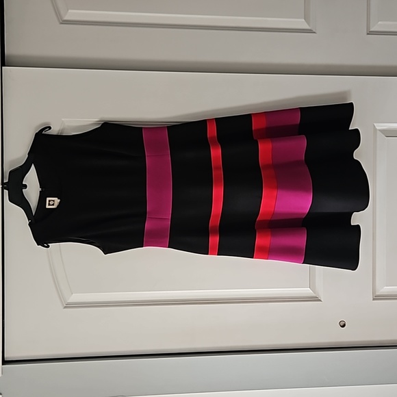 Lined, fabric has great weight/stretch, vivid stripes. - Picture 2 of 6